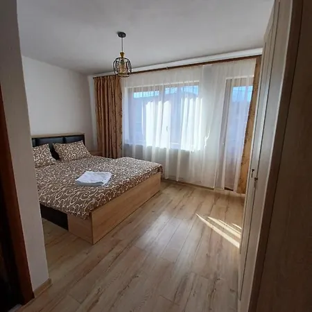 Langa Manastirea Izbuc